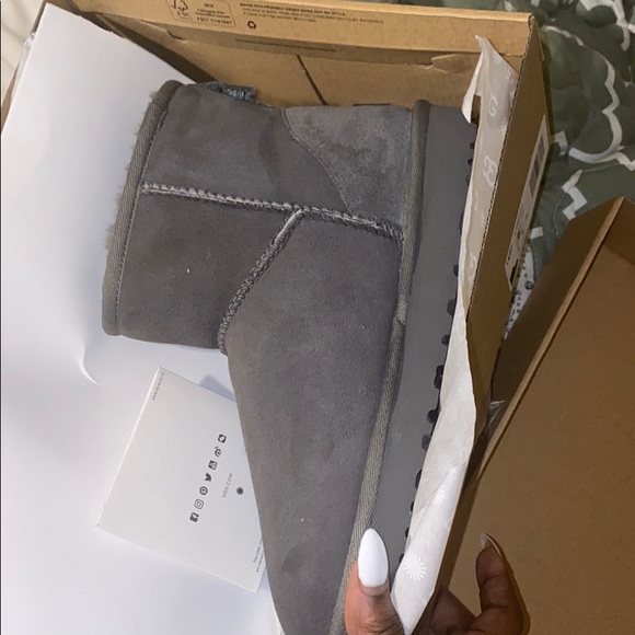 Brand new mini uggs - Picture 4 of 5